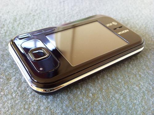 Nokia-6760-Slide-Surge-pics