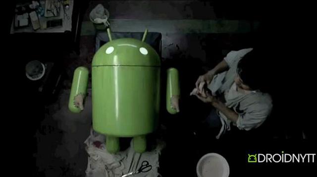 Sony Ericsson Xperia Play advertisement