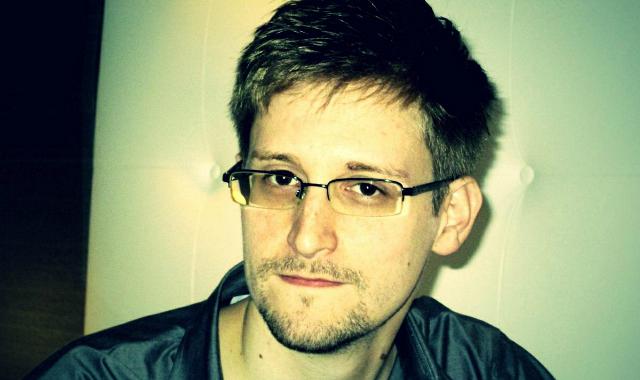 edward-snowden-01