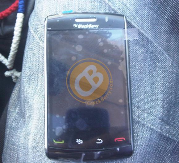 blackberry-storm-2-5b blackberry-storm-2-5b