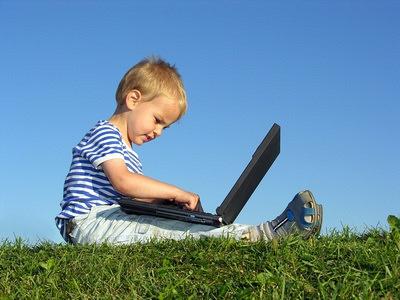 kid_on_pc_final
